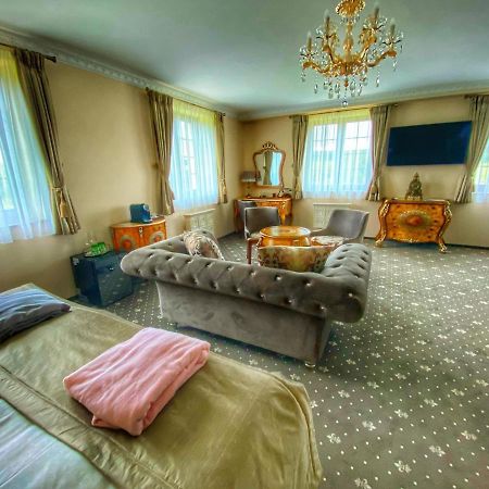 Chateau Sanov Sanov  Buitenkant foto