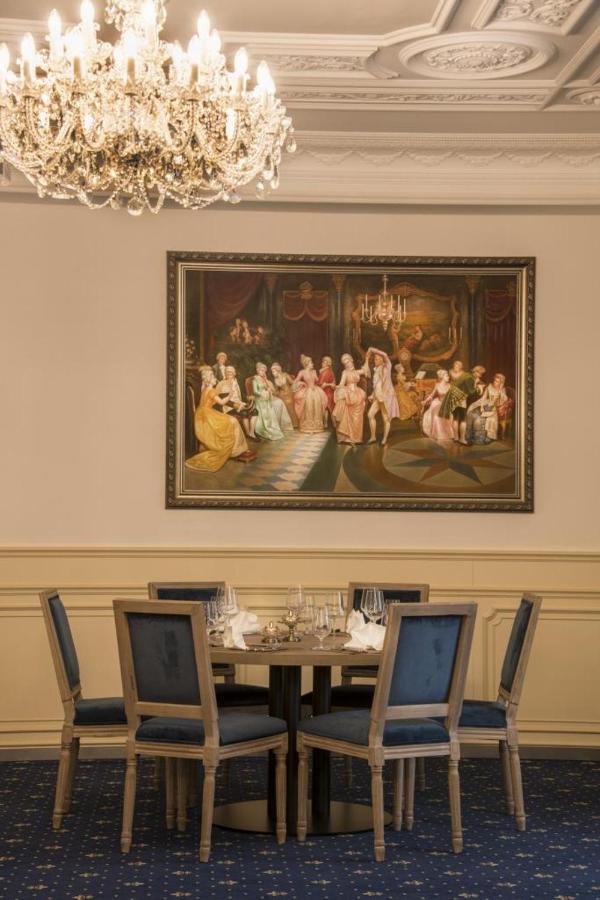 Chateau Sanov Sanov  Buitenkant foto