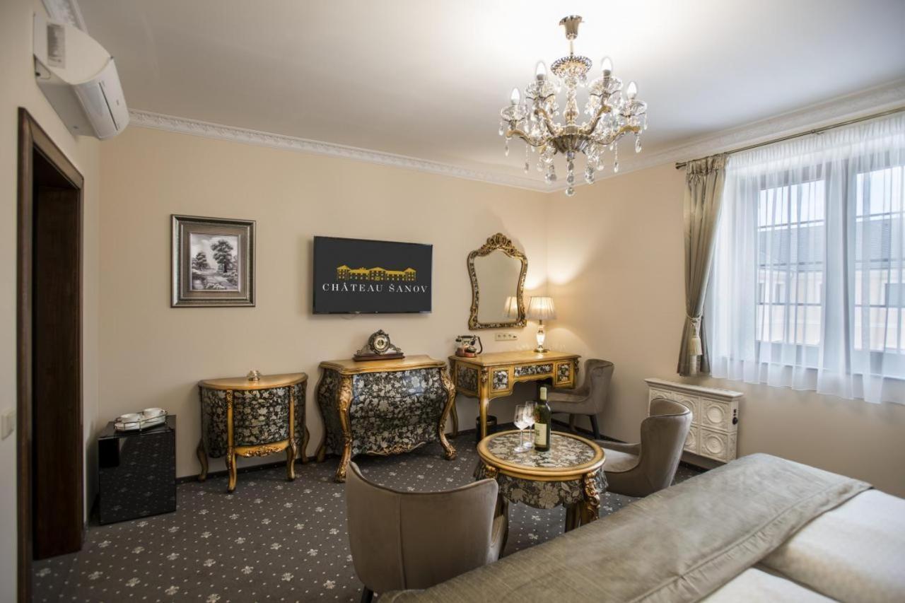 Chateau Sanov Sanov  Buitenkant foto